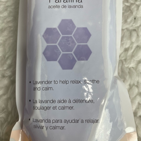 GiGi Lavender Paraffin wax melt - Picture 4 of 5